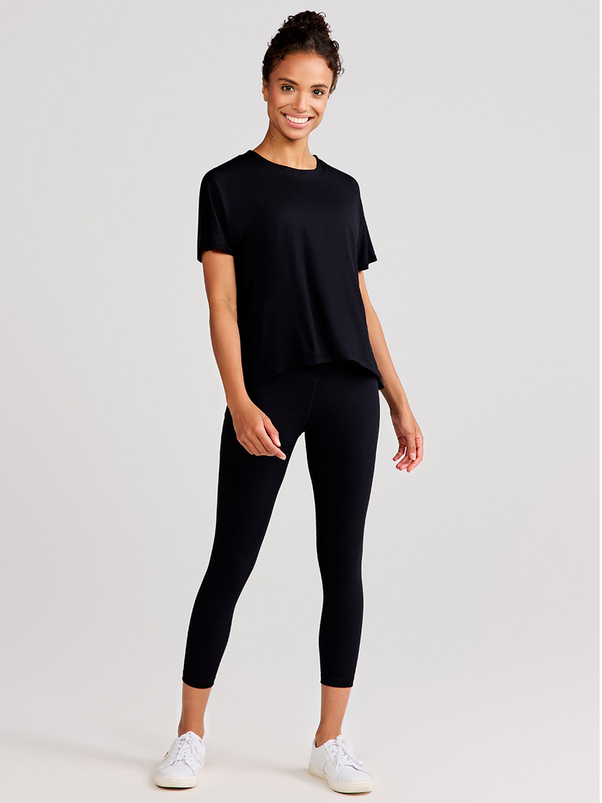 154-Uptown-Luxe-Cross-Back-T_Black_TW980-001_8261